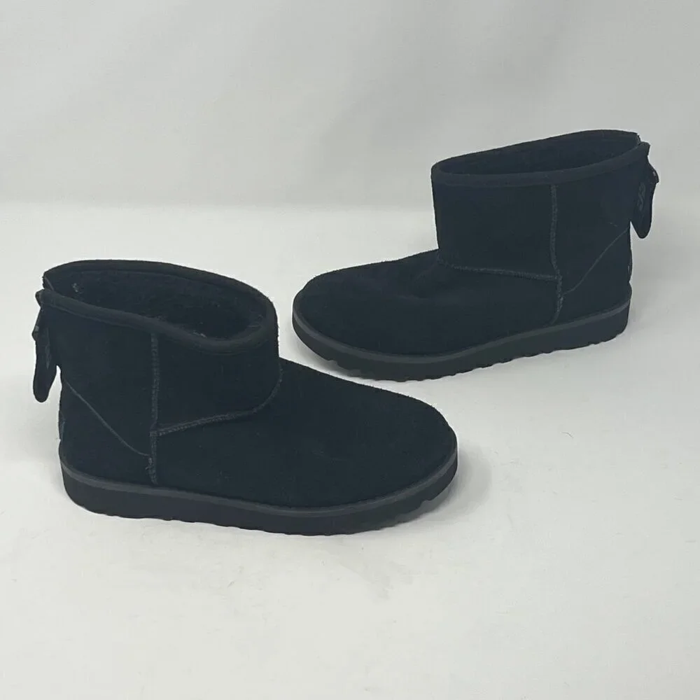 UGG Classic Mini Logo Zip Boot black 5 suede women